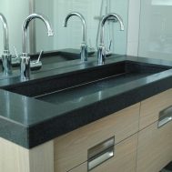 badkamer-harder-natuursteen-1